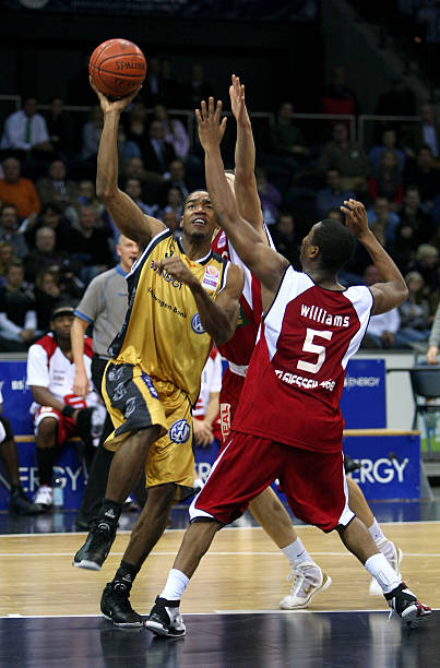 运动更加普 运动更加普