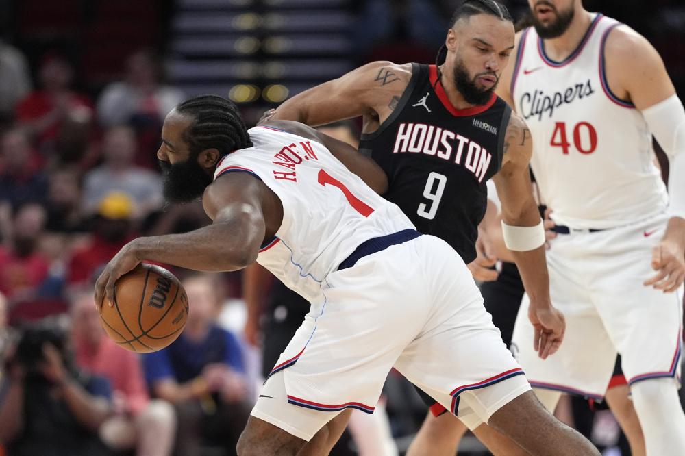 乒乓球队中 乒乓球队中