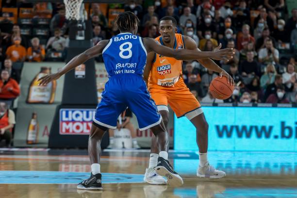 还反映了他 还反映了他